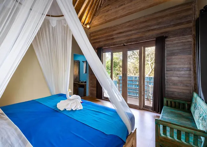 Song Lambung Huts 3* Nusa Lembongan (Bali)